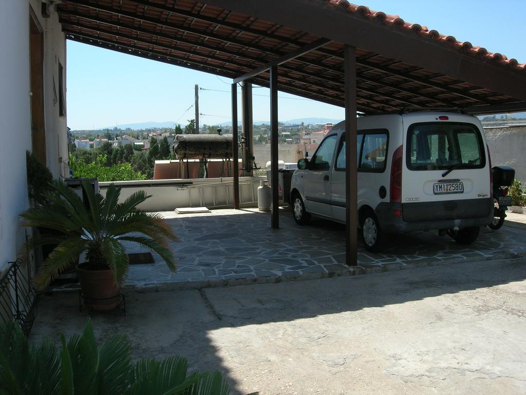 Apartment Next To The Sea In Poseidonia Posidhonía Exteriör bild